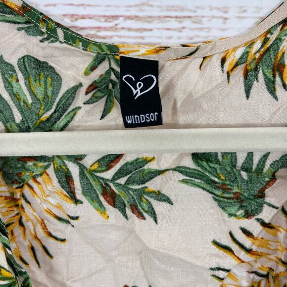 Windsor L Tropical Floral Palm Tree Tie Up Front Long Flare Sleeve Crop Top - Picture 6 of 7